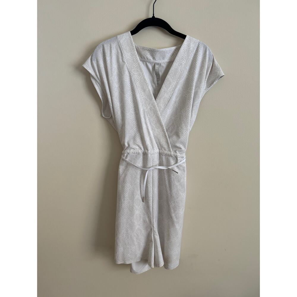 Athleta Marlow Pearl White Python Snakeskin Print… - image 2